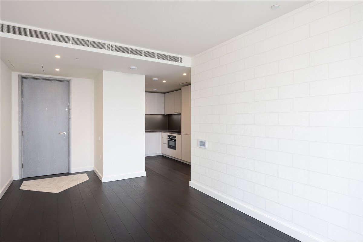 2 bedroom flat, DAMAC Tower, Nine Elms SW8 - Available