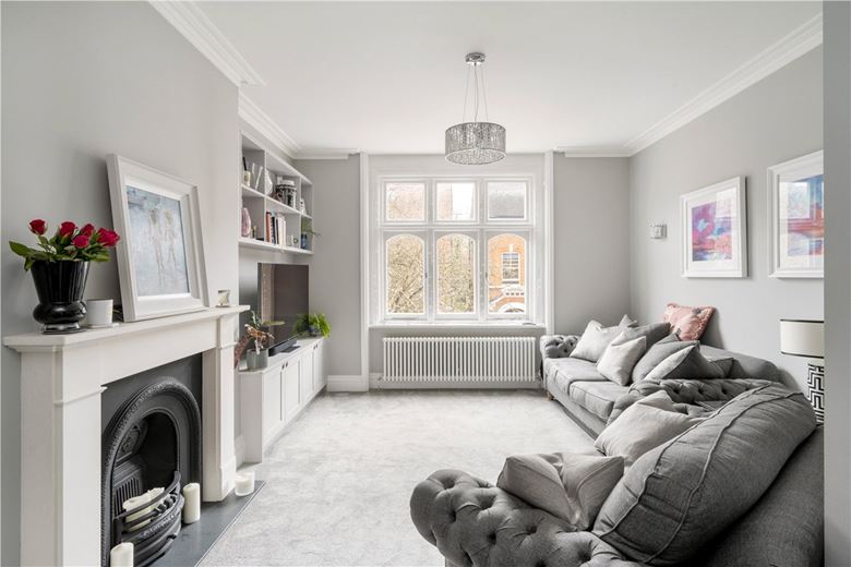 3 bedroom flat, Wexford Road, London SW12 - Sold STC