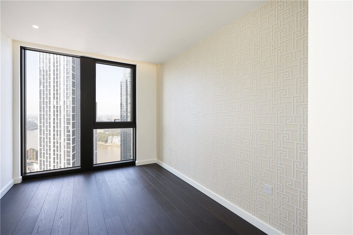 1 bedroom flat, DAMAC Tower, Nine Elms SW8 - Available