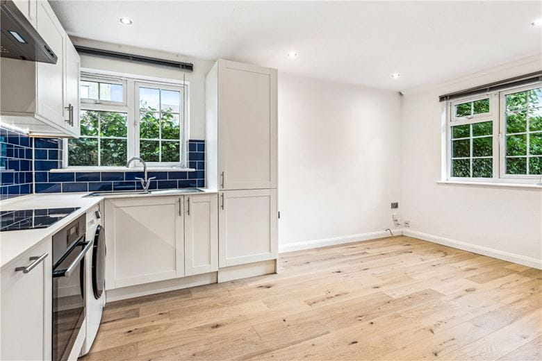1 bedroom flat, College Gardens, London SW17 - Sold