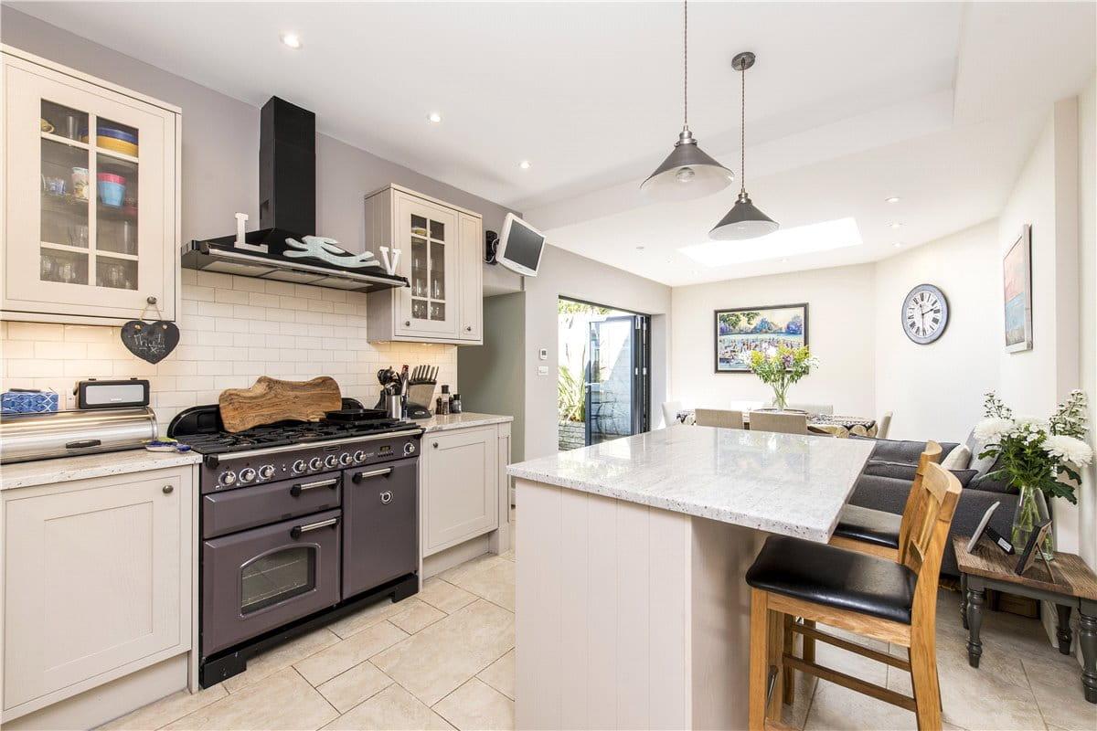 4 bedroom , St. James's Drive, Wandsworth Common SW17 - Sold