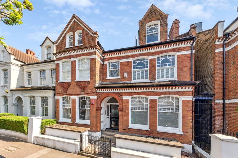 1 bedroom flat, Upper Tooting, London SW17 - Available