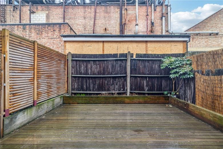 1 bedroom flat, Glenelg Road, London SW2 - Available