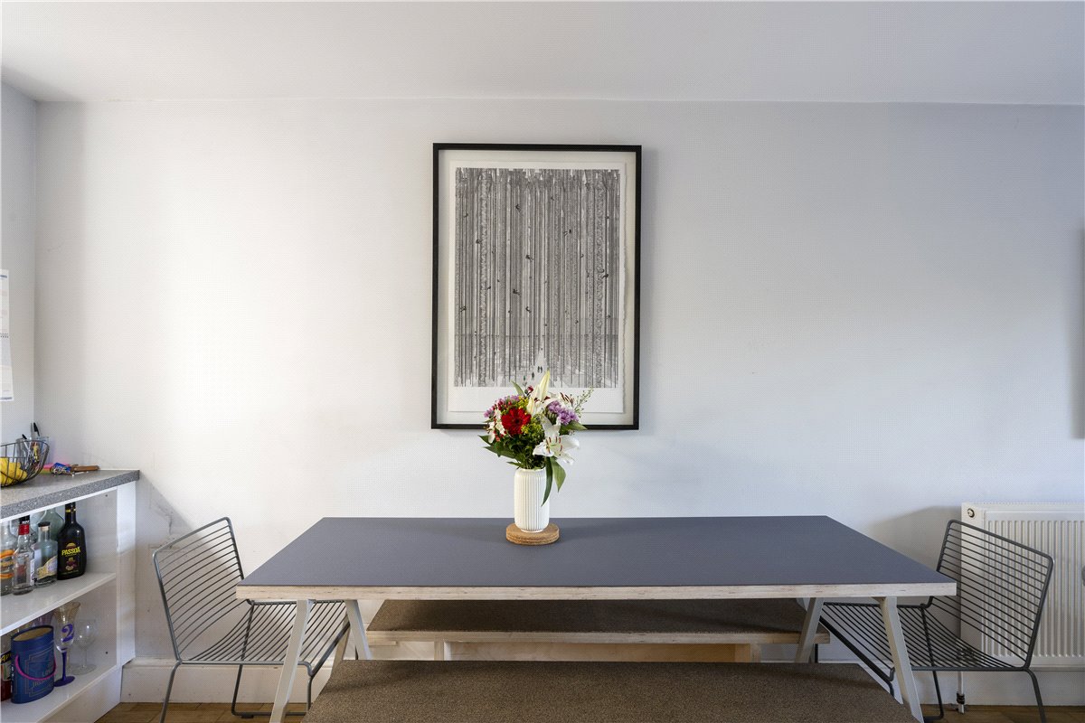 3 bedroom house, Brixton Hill, London SW2 - Available