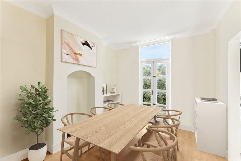 2 bedroom house, Smallwood Road, London SW17 - Available