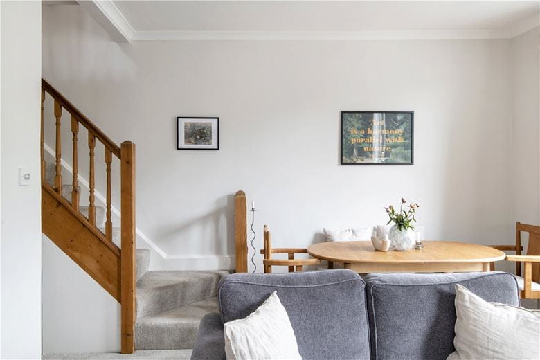 2 bedroom flat, Althorp Road, Wandsworth Common SW17 - Sold