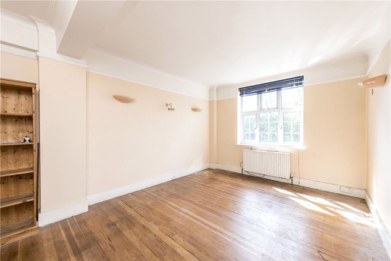 Flat for sale in Streatham Hill, Wyatt Park Mansions, SW2 Wandsworth