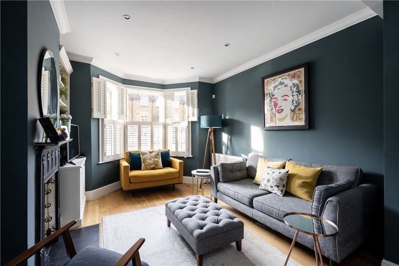 4 bedroom house, Beechcroft Road, London SW17 - Available