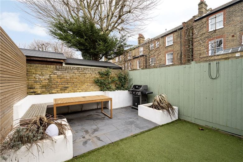 4 bedroom house, Beechcroft Road, London SW17 - Available