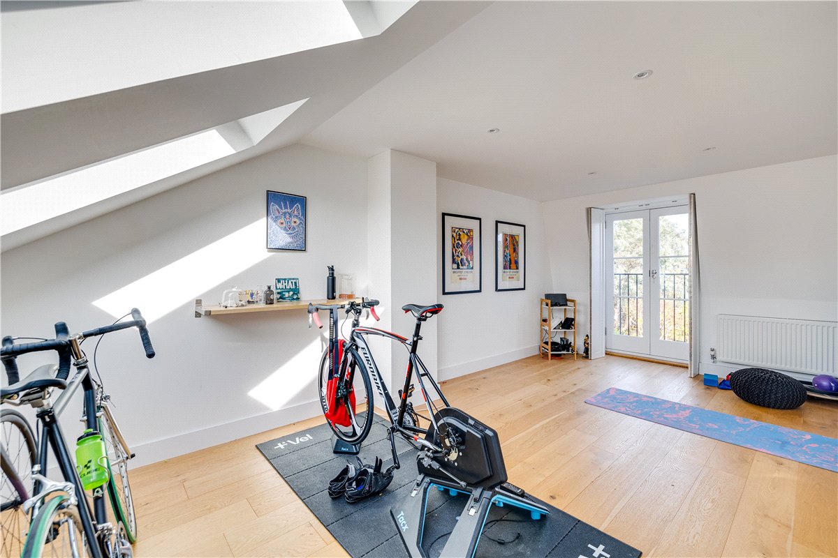 4 bedroom house, Althorp Road, Bellevue Village SW17 - Available