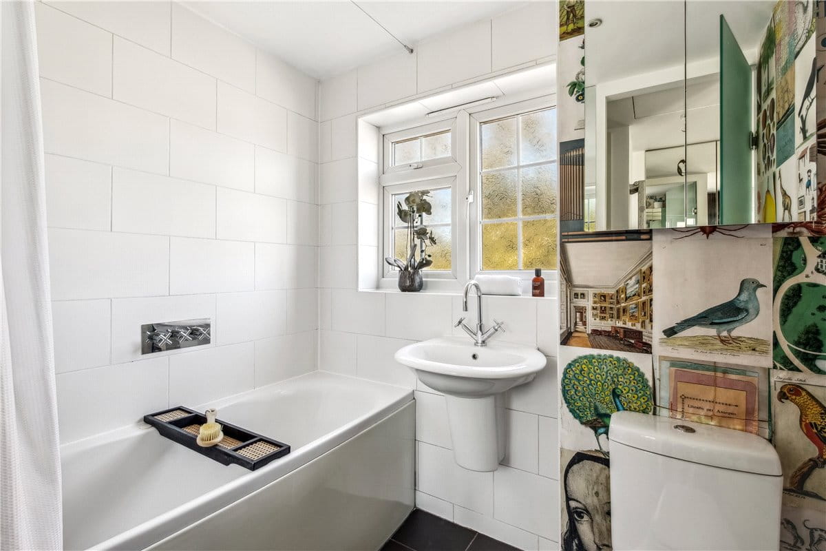 1 bedroom house, St. Anthony's Close, College Gardens SW17 - Sold