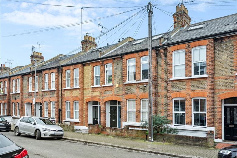 2 bedroom maisonette, Ingelow Road, London SW8 - Sold