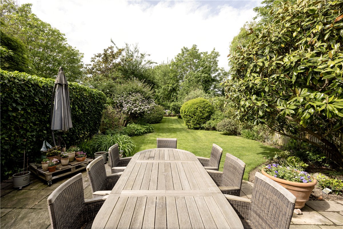 6 bedroom house, Trinity Road, London SW18 - Sold