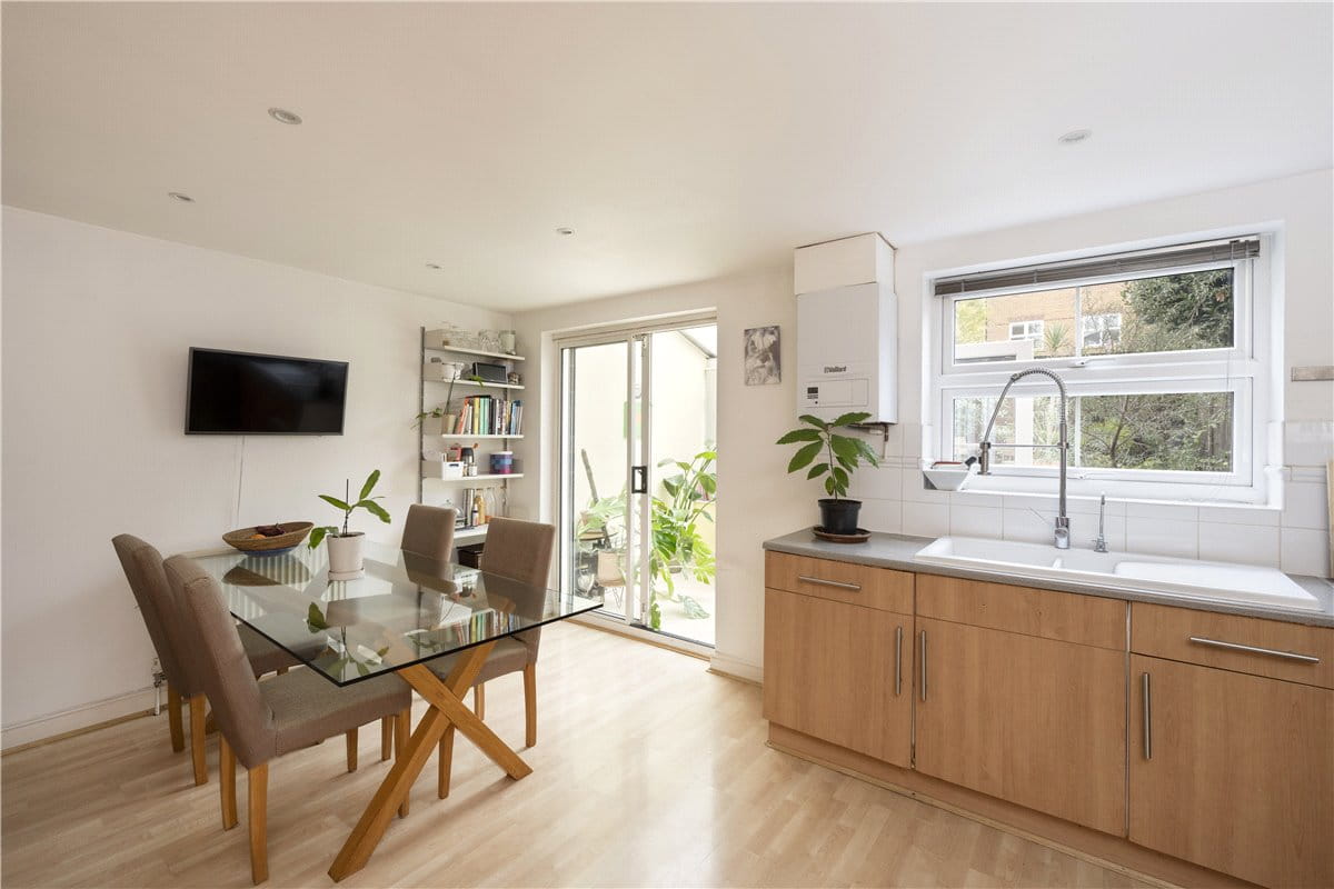 5 bedroom house, Elderfield Place, Heritage Park/Tooting Bec SW17 - Sold