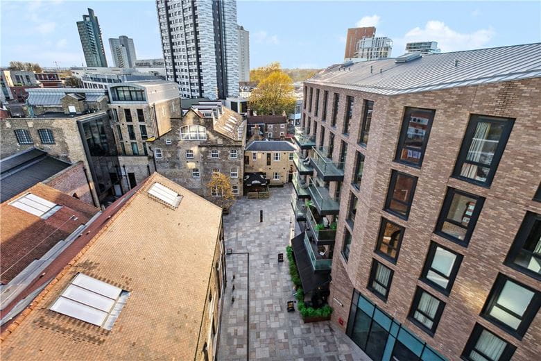 3 bedroom flat, Dray House, RAM Quarter SW18 - Available