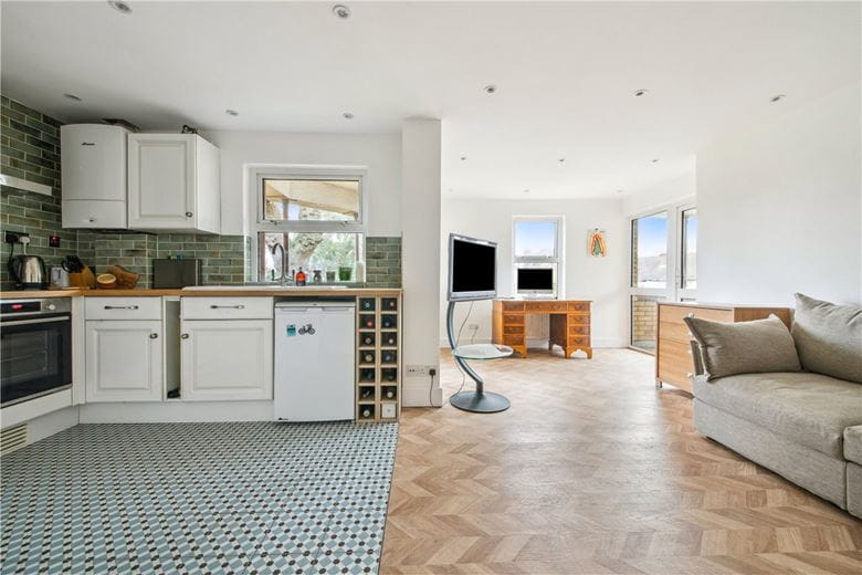 1 bedroom flat, Bedford Hill, Balham SW12 - Sold