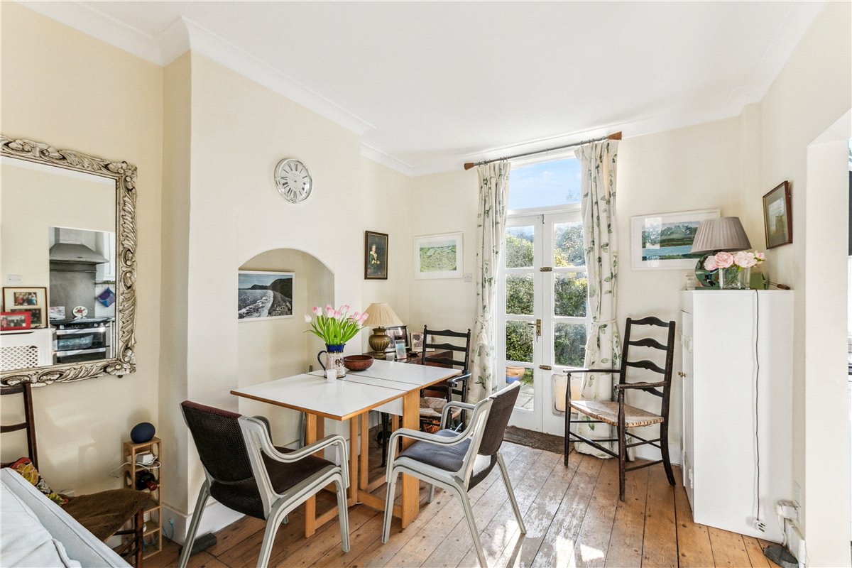 2 bedroom house, Smallwood Road, London SW17 - Sold
