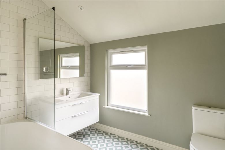 5 bedroom house, Tunley Road, London SW17 - Sold