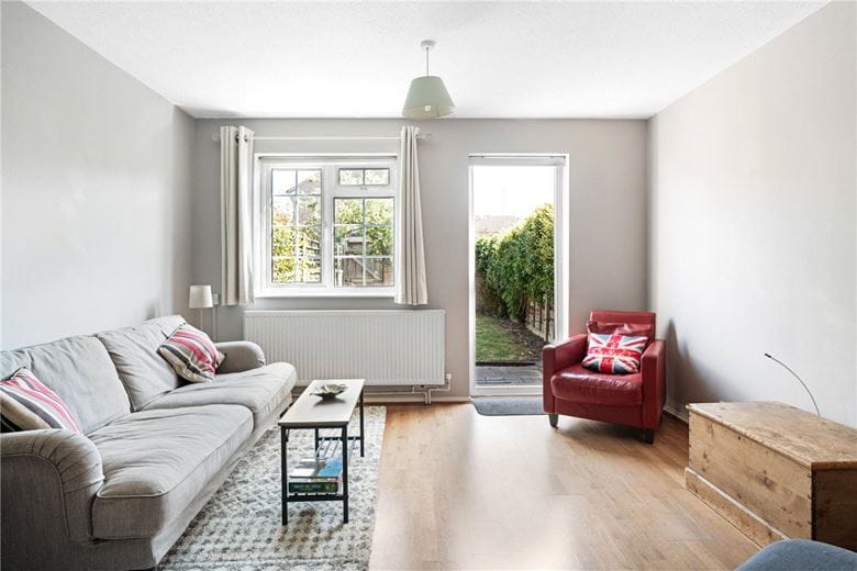 2 bedroom house, St. Benets Close, London SW17 - Available