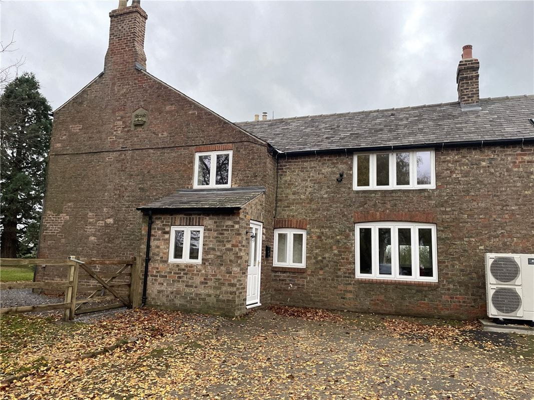 4 bedroom house, Sutton on Derwent, York YO41 - Available