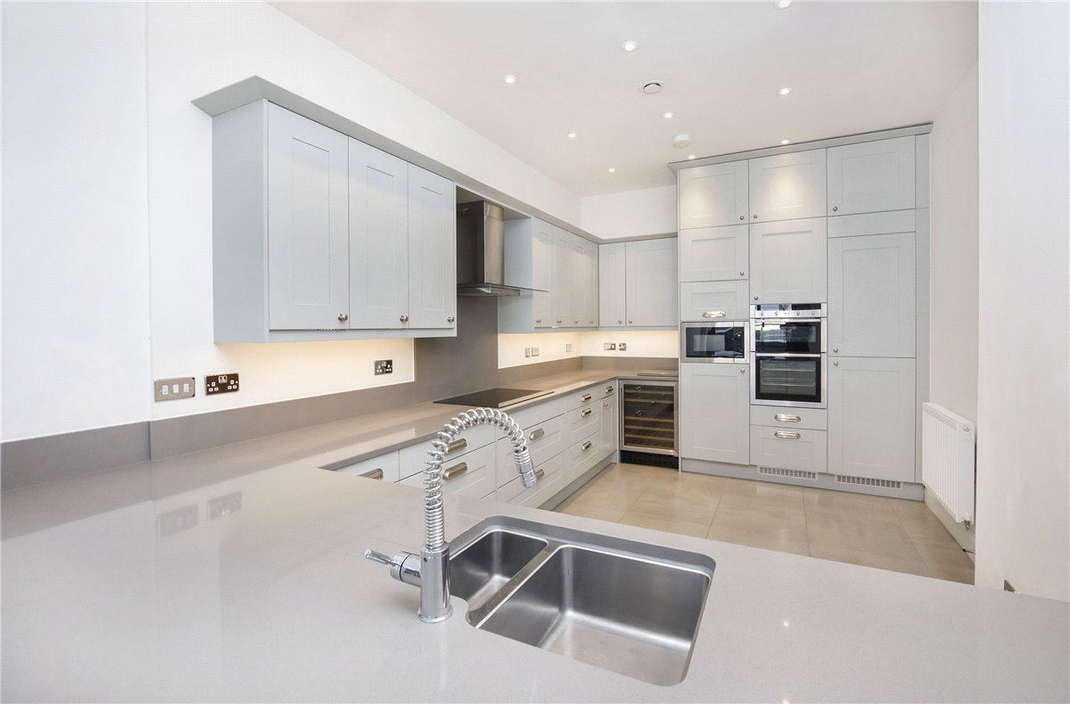 3 bedroom flat, The Residence, Bishopthorpe Road YO23