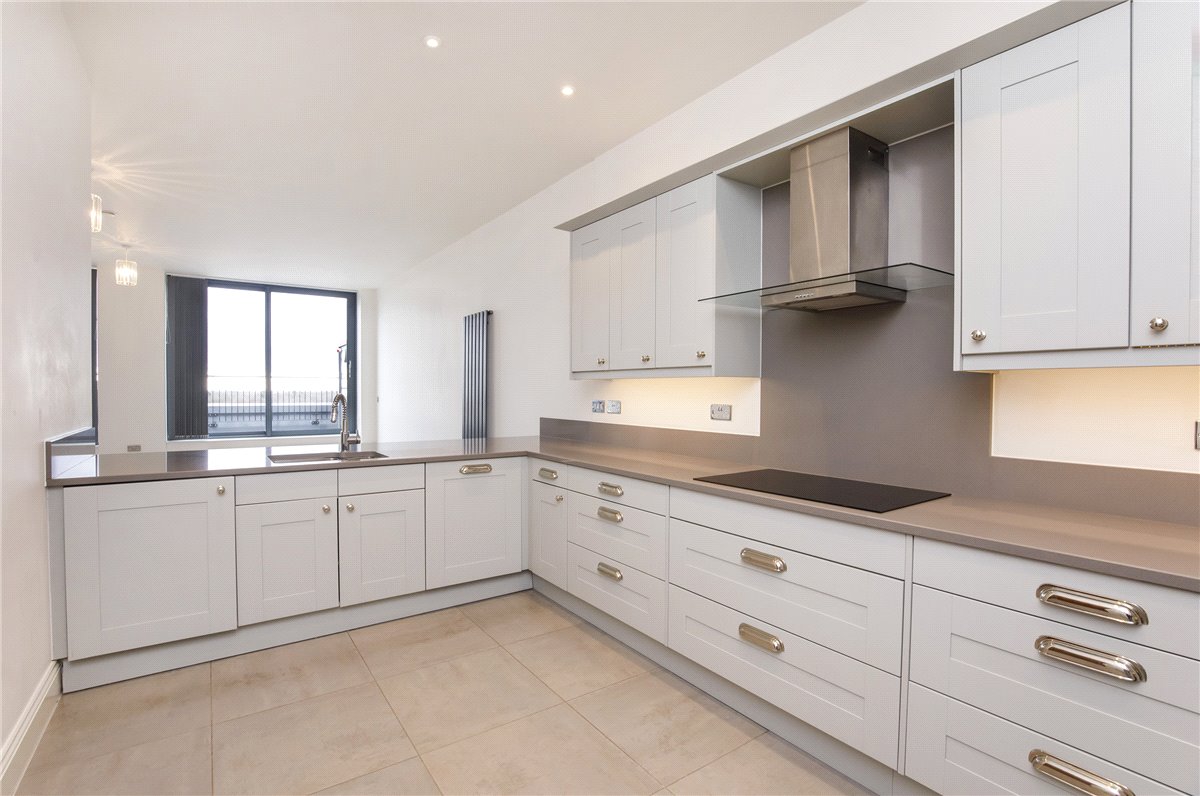 3 bedroom flat, The Residence, Bishopthorpe Road YO23