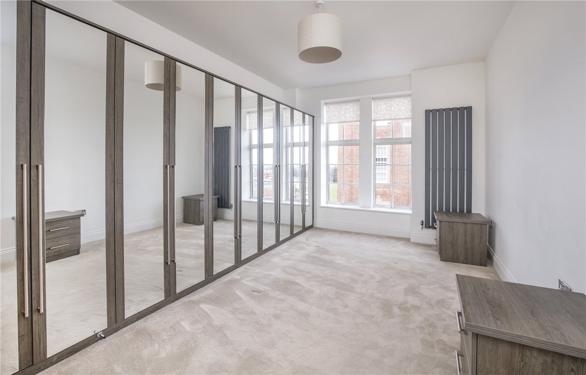 3 bedroom flat, The Residence, Bishopthorpe Road YO23