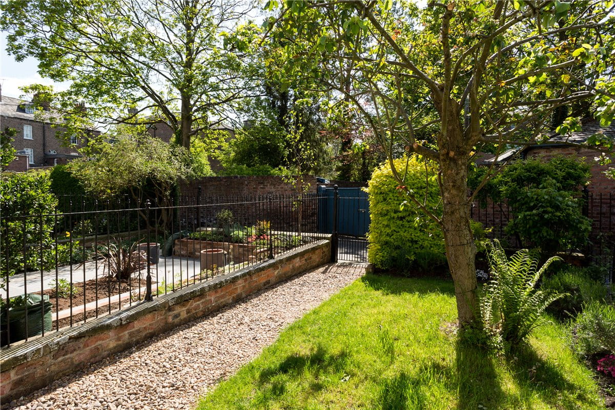 4 bedroom house, Mount Parade, York YO24