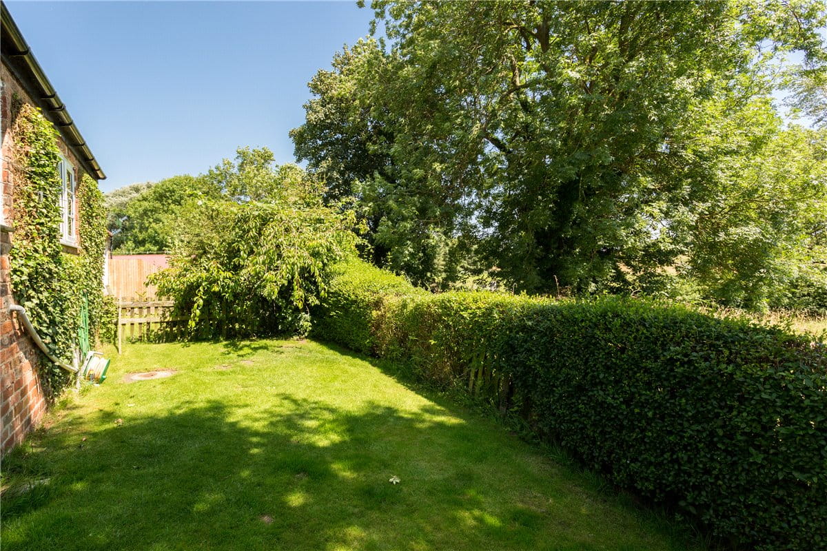 2 bedroom house, York Road, Stillingfleet YO19 - Let Agreed