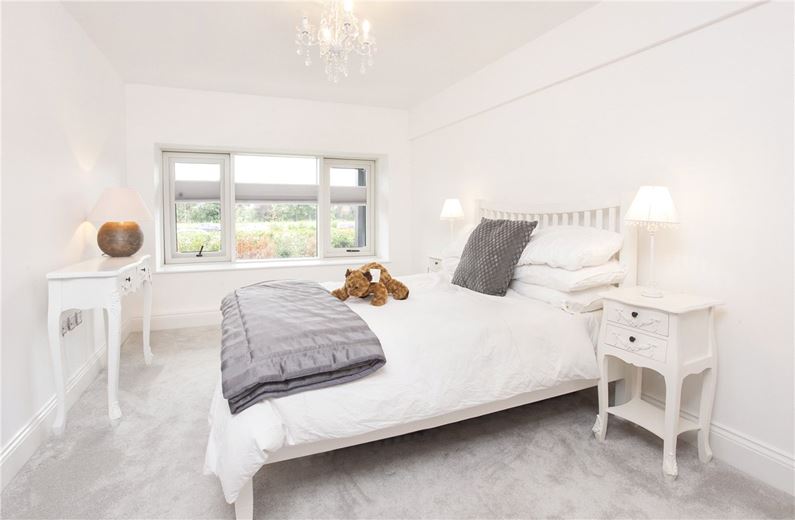 2 bedroom flat, The Residence, Bishopthorpe Road YO23