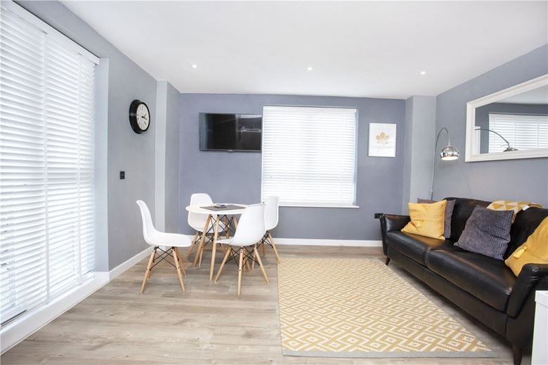 2 bedroom flat, Leetham House, Palmer Street YO1 - Available