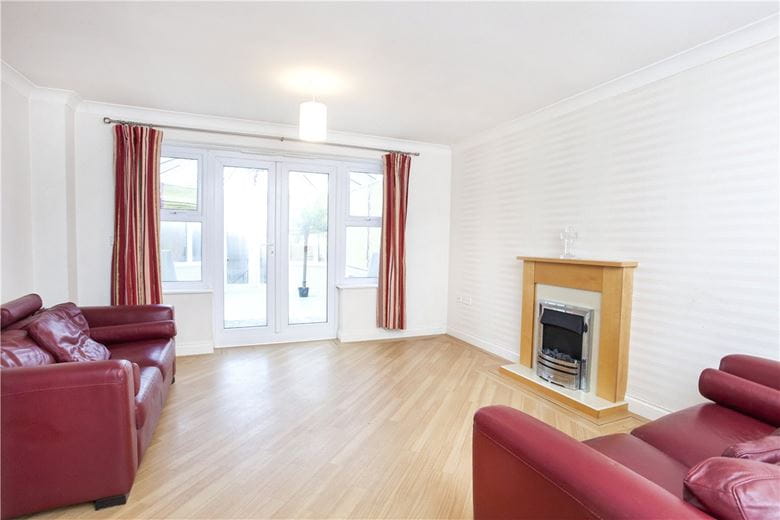 3 bedroom house, The Haven, Selby YO8 - Available