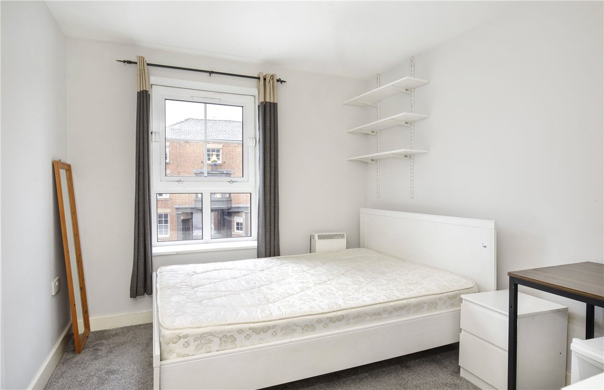 2 bedroom flat, Fawcett Street, York YO10 - Let Agreed