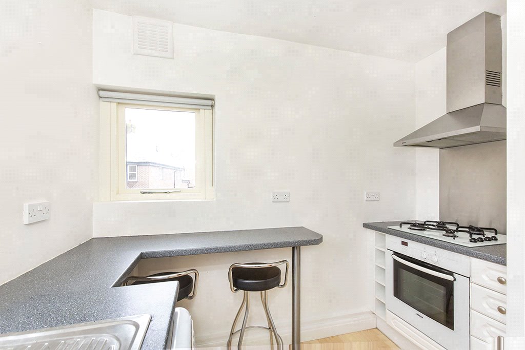 1 bedroom flat, St. Andrewgate, York YO1