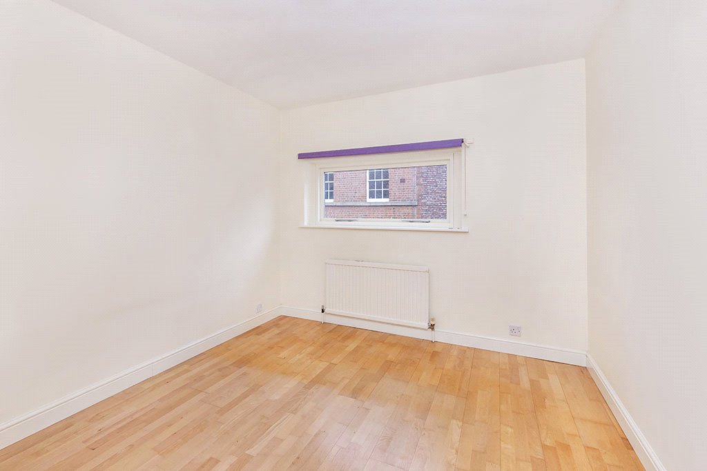 1 bedroom flat, St. Andrewgate, York YO1