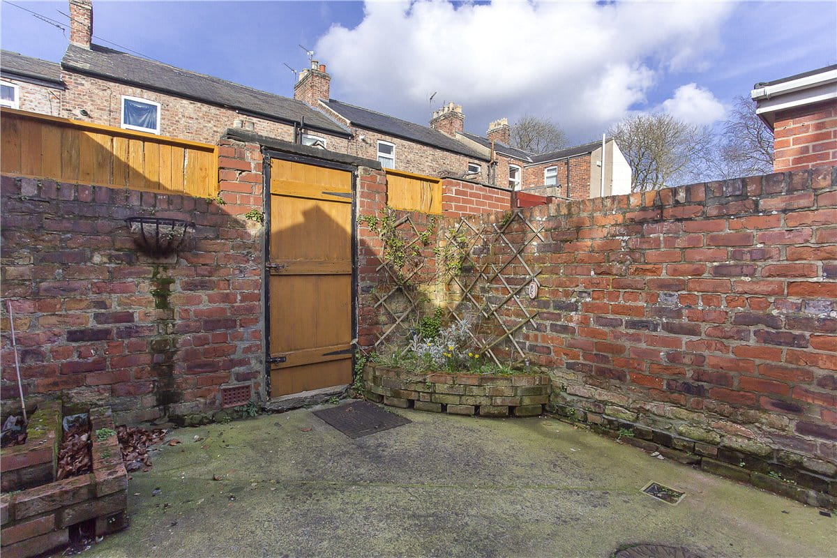 2 bedroom house, Argyle Street, York YO23