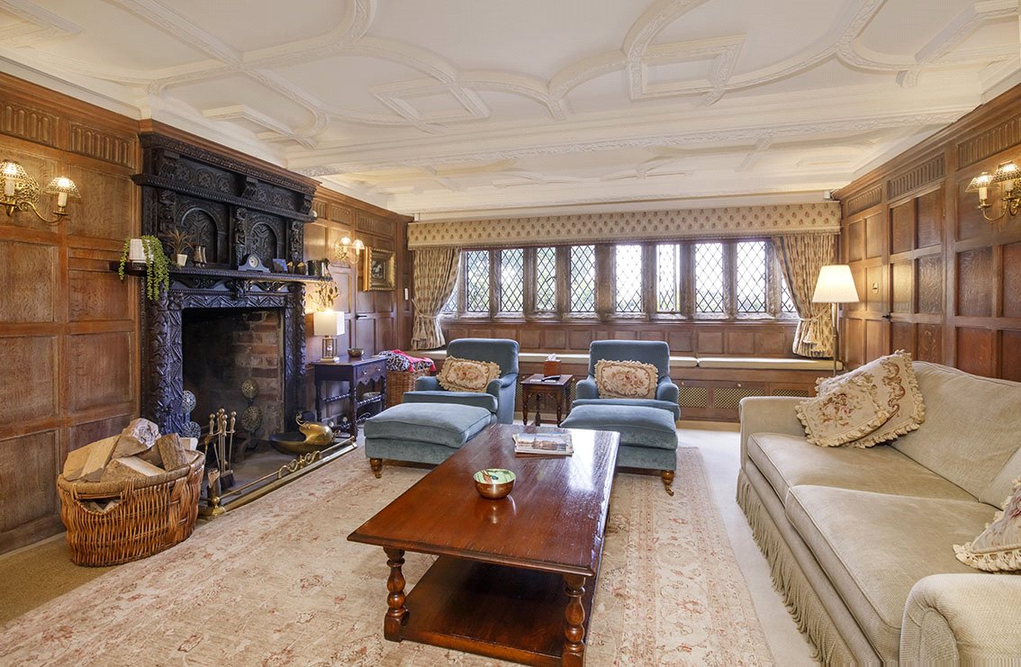 6 bedroom house, Royds Hall, Royds Hall Lane BD12 - Available