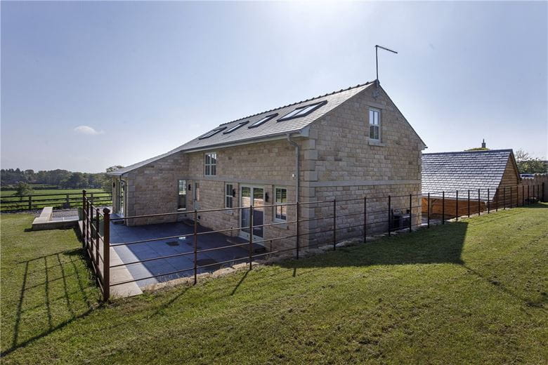 3 bedroom house, Pannal Road, Follifoot HG3 - Available