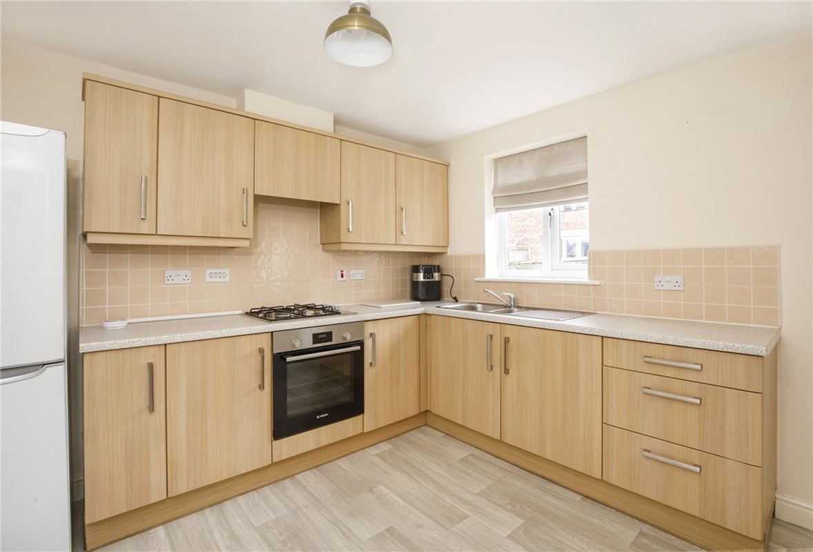 4 bedroom house, Bloomingdale Court, Woolley Grange S75