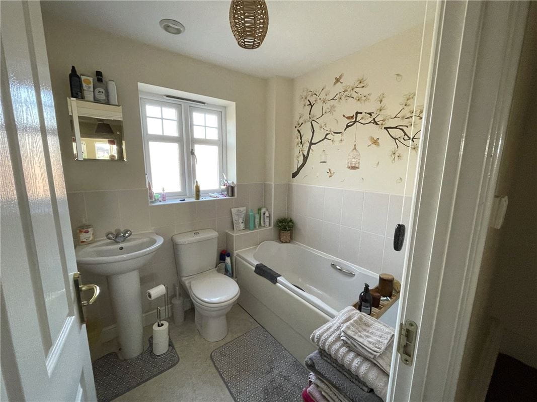 4 bedroom house, Bracken Way, Harworth DN11 - Let Agreed