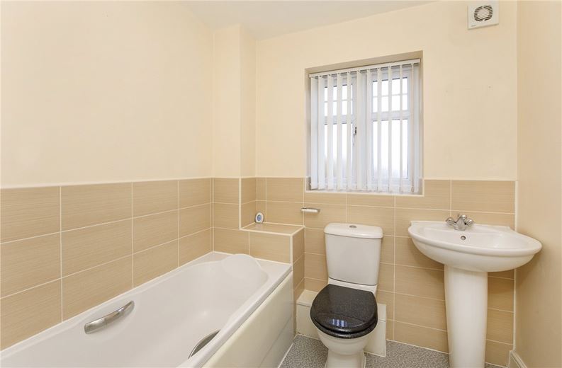 3 bedroom house, Bracken Way, Harworth DN11