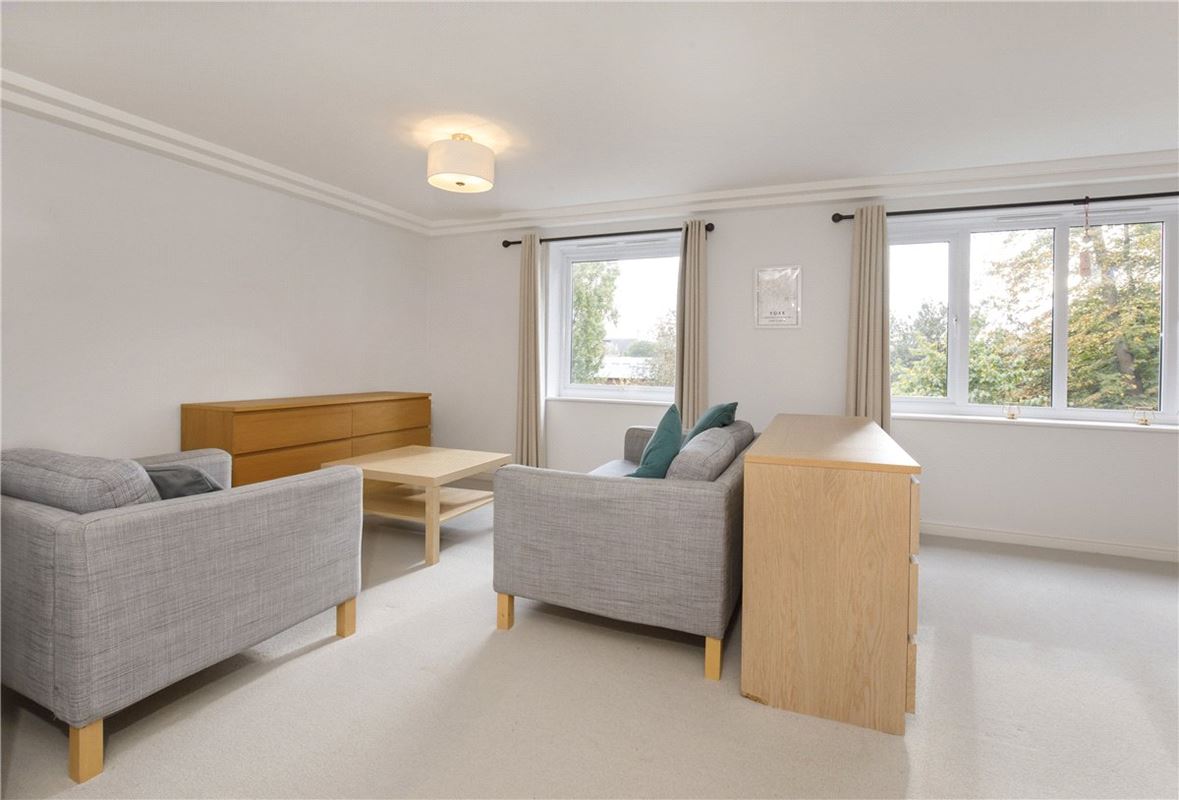 3 bedroom flat, The Avenue, York YO30 - Let Agreed