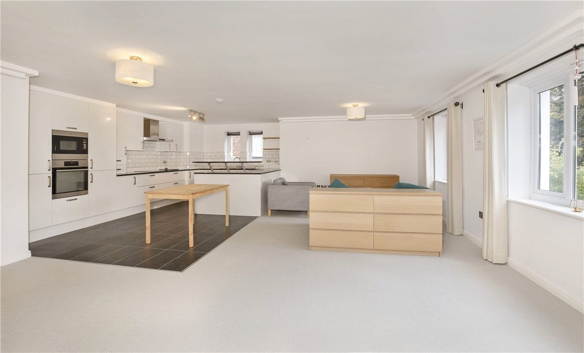 3 bedroom flat, The Avenue, York YO30 - Let Agreed