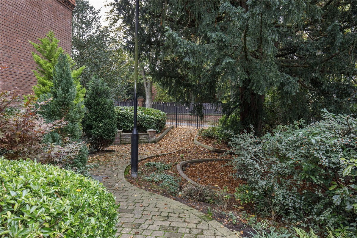 3 bedroom flat, The Avenue, York YO30 - Let Agreed