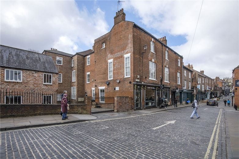1 bedroom flat, Fossgate, York YO1 - Available