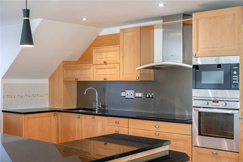 3 bedroom flat, The Avenue, York YO30 - Available