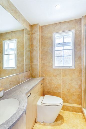 2 bedroom flat, Wentworth Court, Beech Grove HG2 - Let Agreed