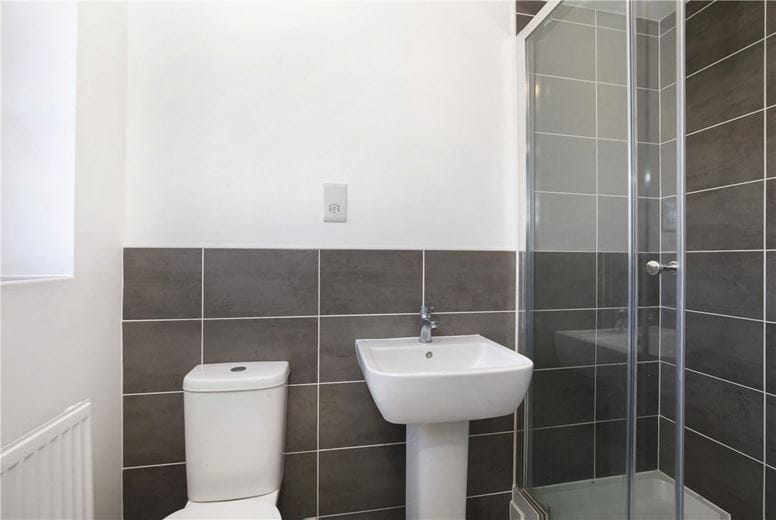 3 bedroom house, Ingleborough Drive, Harrogate HG3 - Available