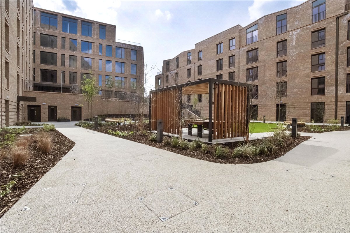 2 bedroom flat, Victoria, Hudson Quarter YO1 - Available