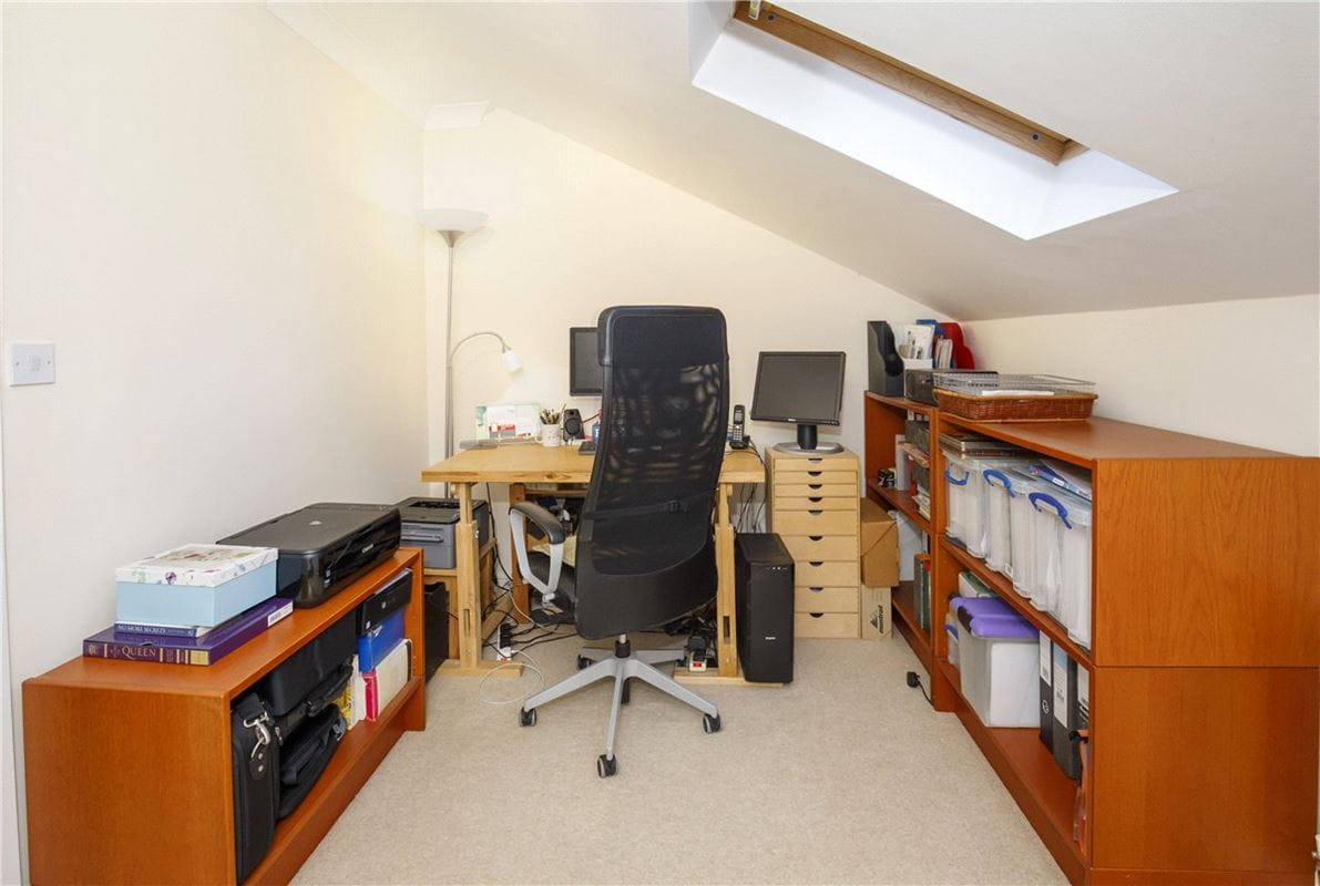 4 bedroom house, Tadcaster Road, Dringhouses YO24 - Available